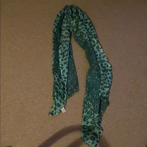 Leopard print turquoise scarf